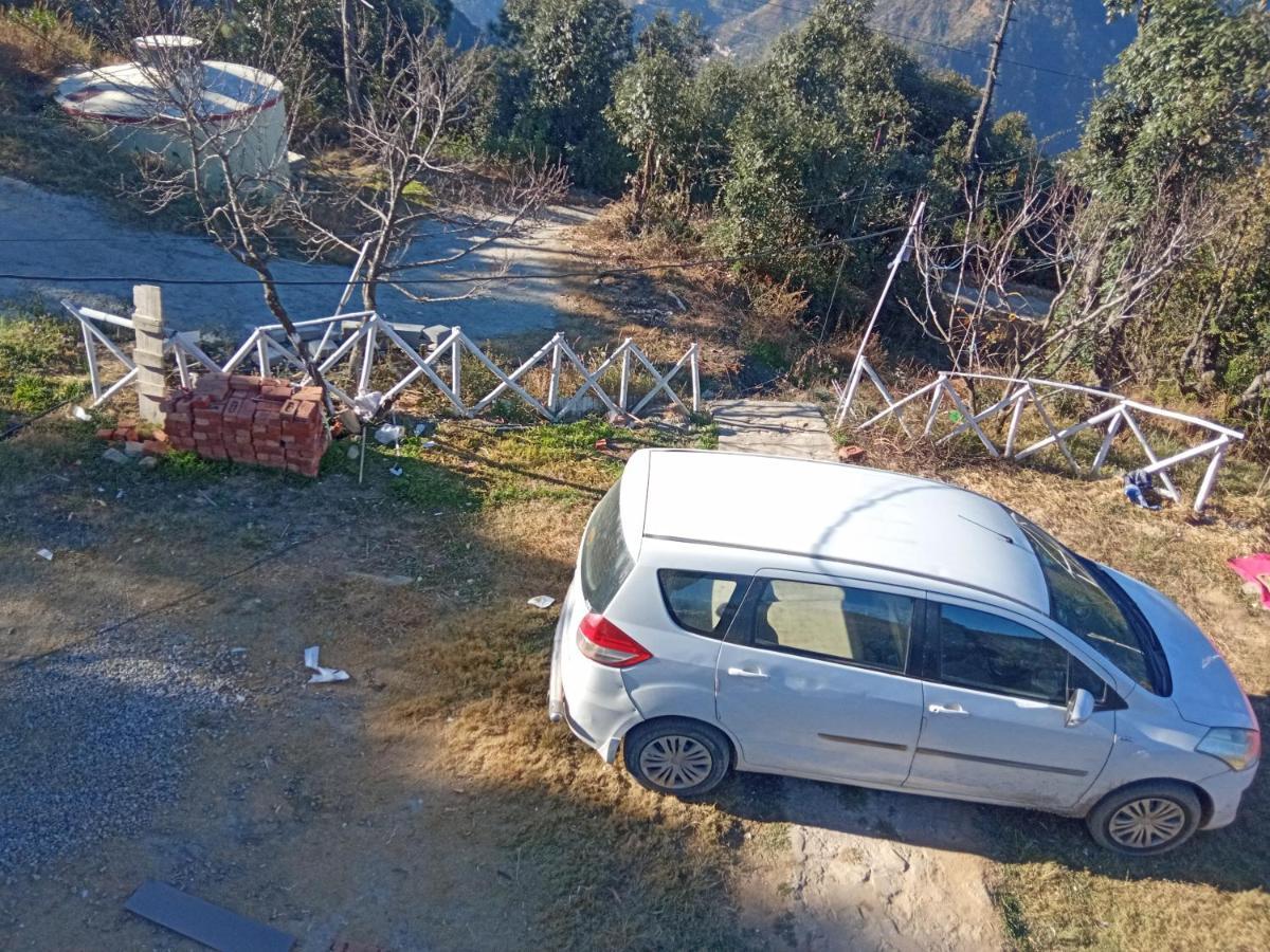 In Apple Estate Kanatal - Himalayan View Resort With Courteous Staff Exteriör bild