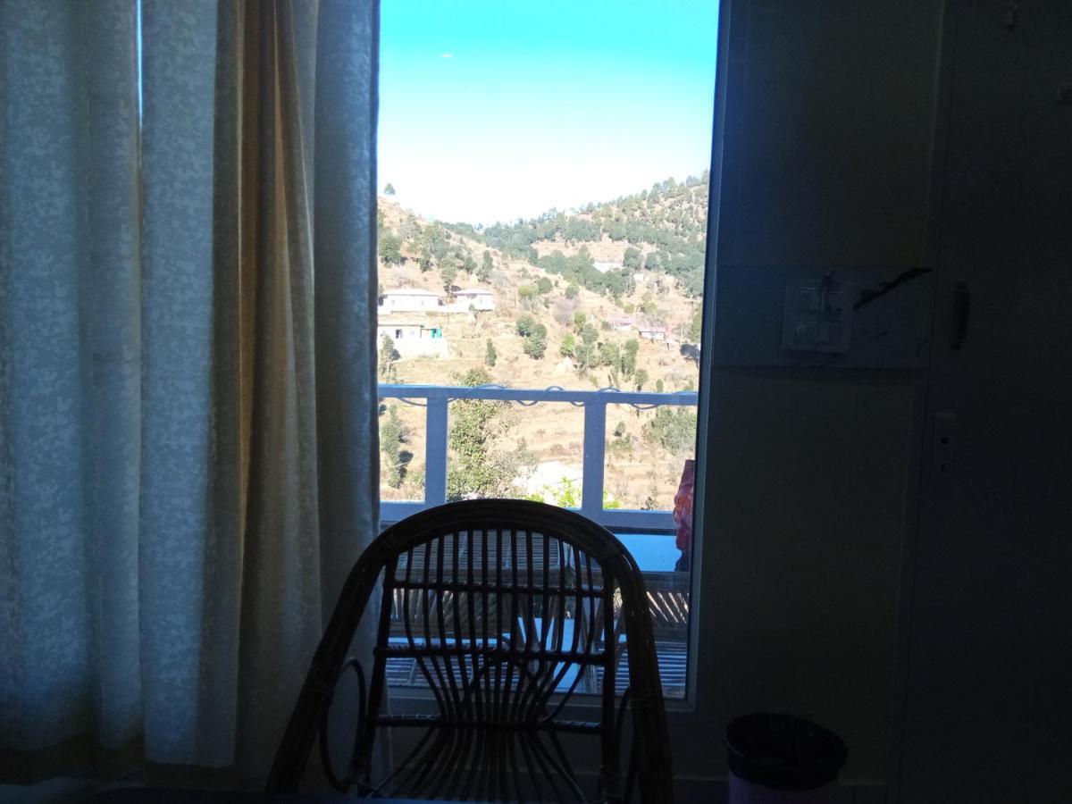 In Apple Estate Kanatal - Himalayan View Resort With Courteous Staff Exteriör bild