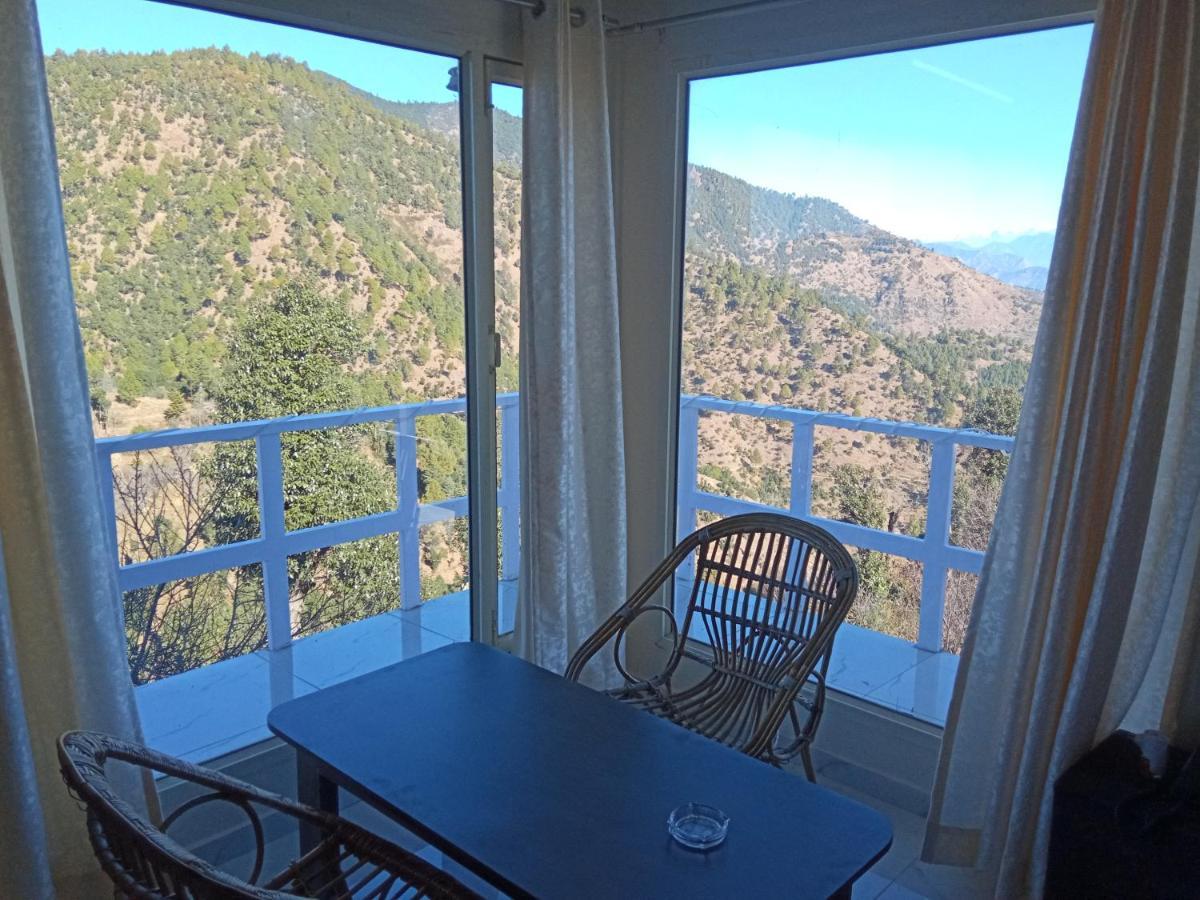 In Apple Estate Kanatal - Himalayan View Resort With Courteous Staff Exteriör bild