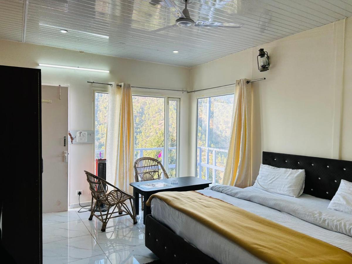 In Apple Estate Kanatal - Himalayan View Resort With Courteous Staff Exteriör bild